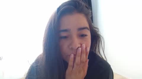 Snapshot of porcelainlux chatting on 02.14.26 porcelainlux online show from 02.14.26