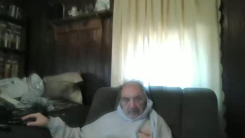 Snapshot of porkingit400 chatting on 12.01.25 porkingit400 online show from 12.01.25