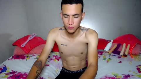 Snapshot of porn_sexy chatting on 02.10.25 NICKKYMARTIN online show from 02.10.25