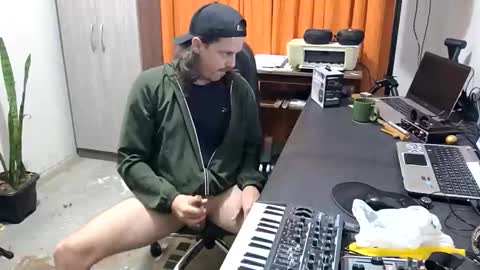 Snapshot of porngreen10 chatting on 09.27.25 porngreen10 online show from 09.27.25