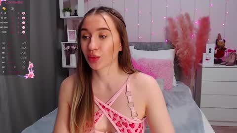 Snapshot of pornogirlx chatting on 02.23.25 Masha  online show from 02.23.25