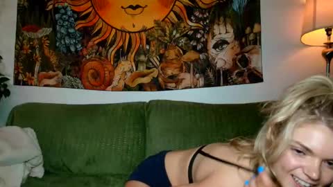 Snapshot of porshabelle chatting on 03.10.26 porshabelle online show from 03.10.26