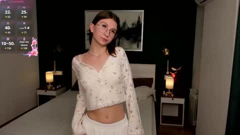 Elizabeth online show from 09.20.25