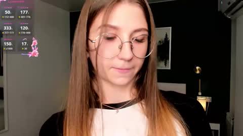 Elizabeth online show from 10.03.25