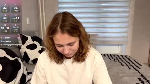 Snapshot of portiadunnuck chatting on 09.23.25 Anna Vdovoch online show from 09.23.25