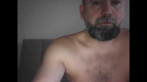 Snapshot of porw23 chatting on 12.15.25 porw23 online show from 12.15.25