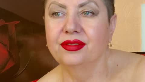 Snapshot of posh_lady chatting on 12.12.24 LADY POSH online show from 12.12.24