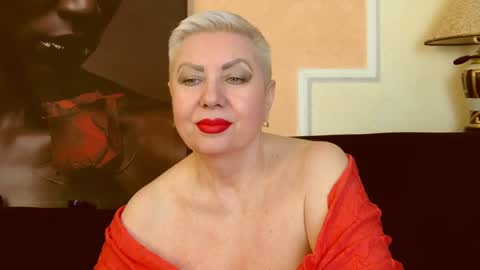 Snapshot of posh_lady chatting on 02.04.25 LADY POSH online show from 02.04.25