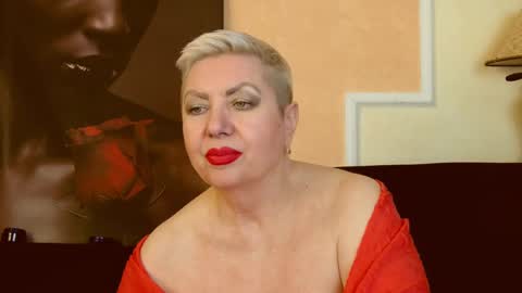 Snapshot of posh_lady chatting on 02.12.25 LADY POSH online show from 02.12.25