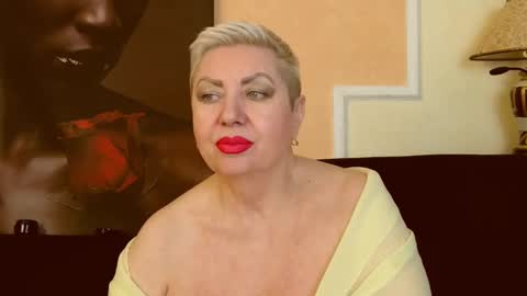 Snapshot of posh_lady chatting on 02.13.25 LADY POSH online show from 02.13.25