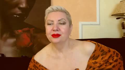 Snapshot of posh_lady chatting on 02.14.25 LADY POSH online show from 02.14.25