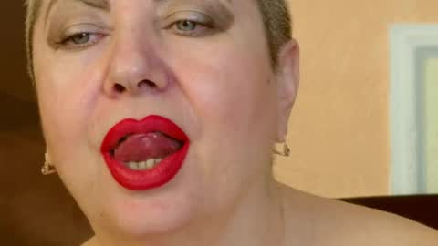 Snapshot of posh_lady chatting on 02.21.25 LADY POSH online show from 02.21.25