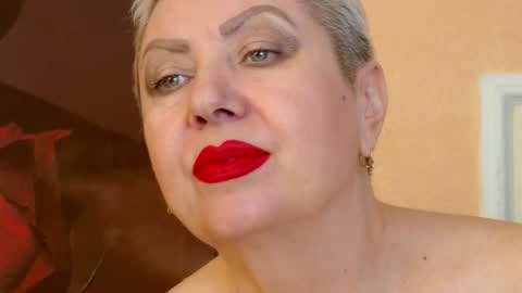 Snapshot of posh_lady chatting on 09.16.25 LADY POSH online show from 09.16.25