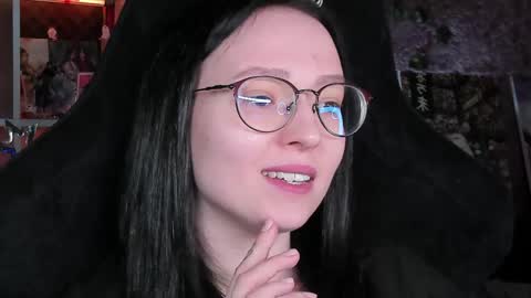 Snapshot of power_robynn chatting on 05.19.26 Robyn online show from 05.19.26