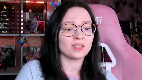 Snapshot of power_robynn chatting on 06.01.26 Robyn online show from 06.01.26