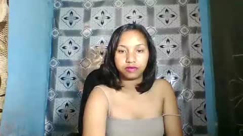 LARISSAH online show from 04.13.26