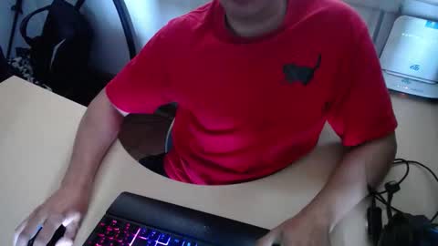 Snapshot of powerfulzeus2 chatting on 10.03.25 powerfulzeus2 online show from 10.03.25