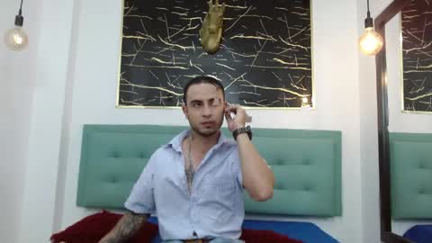   online show from 05.05.26
