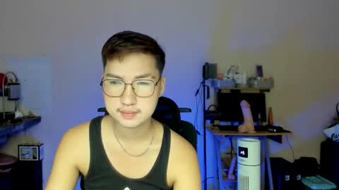 Snapshot of powerpuffcock chatting on 12.15.25 powerpuffcock online show from 12.15.25