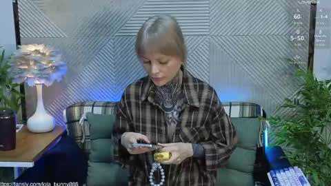 Lola online show from 05.02.26