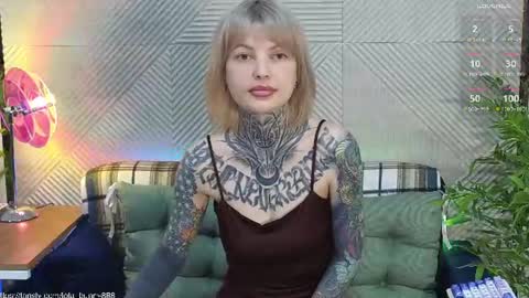 Lola online show from 06.10.26