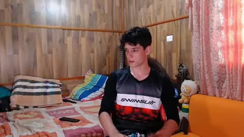 Snapshot of powertwinky chatting on 01.28.25 chris independent  online show from 01.28.25