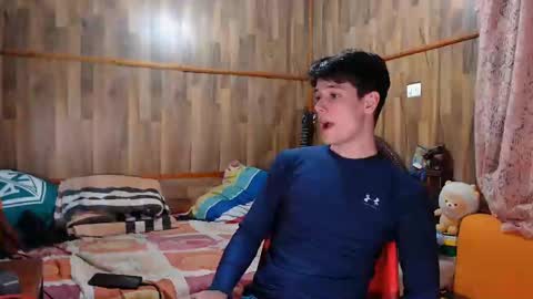 Snapshot of powertwinky chatting on 01.31.25 chris independent  online show from 01.31.25