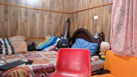 Snapshot of powertwinky chatting on 02.01.25 chris independent  online show from 02.01.25