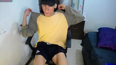 Snapshot of poysonsam chatting on 01.06.25 Ricksam online show from 01.06.25