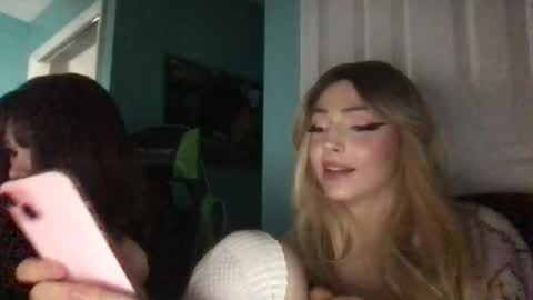 cat valentine online show from 01.18.25