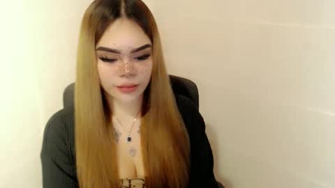 MAXXINE online show from 04.30.26