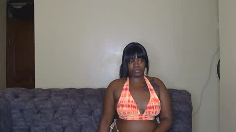 Snapshot of preetycookie chatting on 01.27.25 Lilly online show from 01.27.25