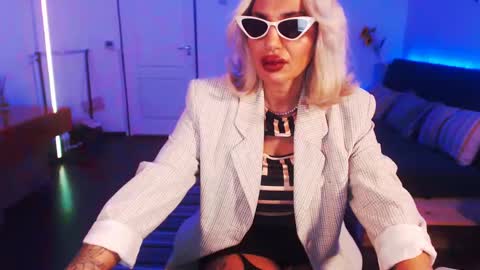 Snapshot of preggyhotmommy chatting on 12.08.24 Victoria online show from 12.08.24