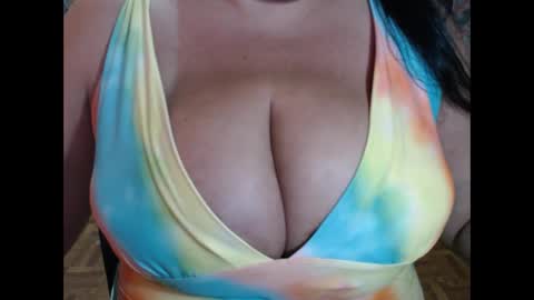 Snapshot of pregnant4twins chatting on 02.28.26 BEING SINGLE PREGNANT HAVING TWINS IS NOT EASY SO PLS DONT MAKE ME STRESS IF YOU CANT HELP BE CONSIDERATETHANK YOU online show from 02.28.26