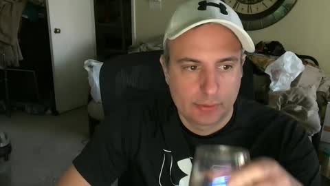 Snapshot of preppyguyintokink1 chatting on 03.02.25 preppyguyintokink1 online show from 03.02.25