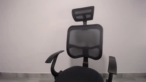 Plux online show from 01.21.25