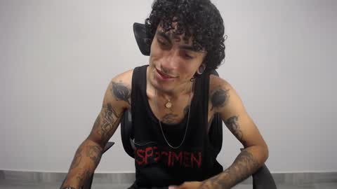 Plux online show from 01.25.25