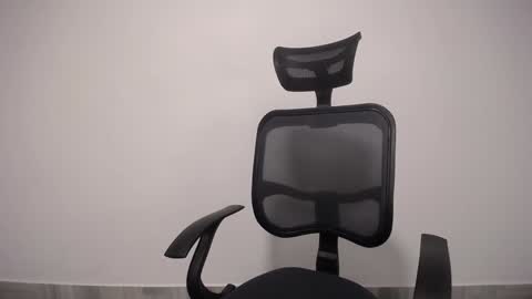 Plux online show from 02.02.25