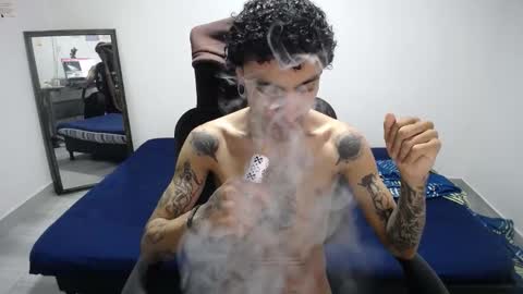 Snapshot of present_the_magic chatting on 03.16.26 Plux online show from 03.16.26