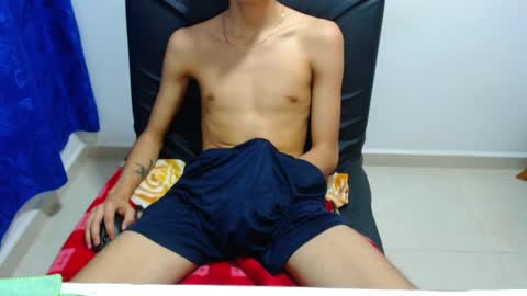 PRESSURE online show from 02.12.25