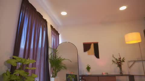 Nayrobi online show from 03.02.25