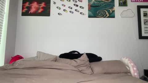 Gia online show from 09.11.25