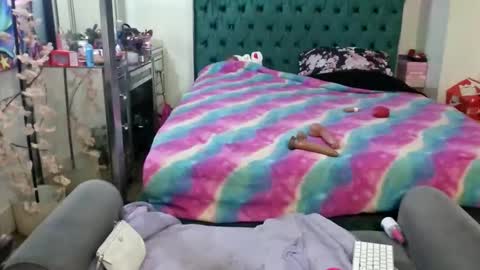 Yasmine pretty online show from 02.19.26