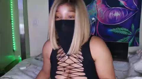 Yasmine pretty online show from 05.20.26