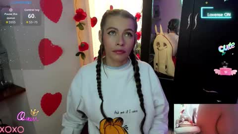 Snapshot of pretty_candysex chatting on 03.11.26 Lisa online show from 03.11.26