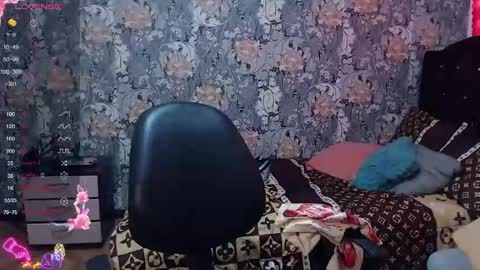 pretty_cristal22 online show from 04.17.26