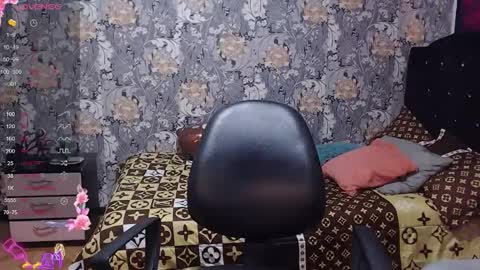pretty_cristal22 online show from 04.25.26