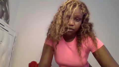 pretty_curvy99 online show from 03.27.26