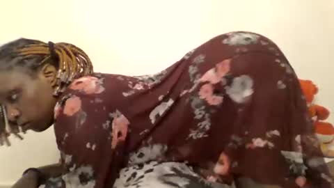 pretty_curvy99 online show from 06.22.26