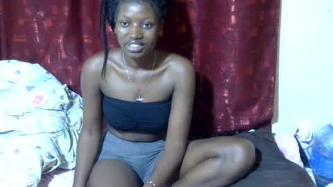 Snapshot of pretty_ebby chatting on 06.13.26 pretty_ebby online show from 06.13.26